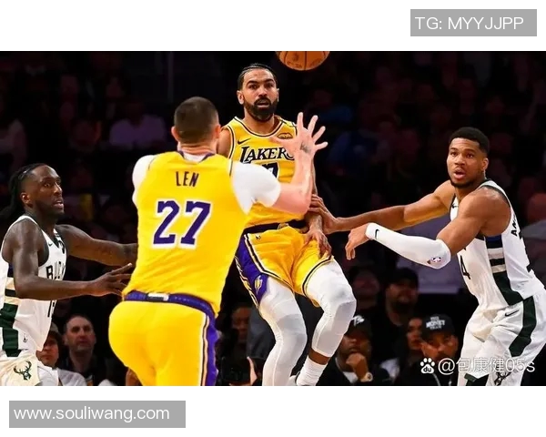 湖人对阵雄鹿首发阵容解析及球员表现展望