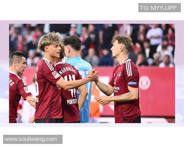 帕德博尔与纽伦堡激战正酣谁能在德乙赛场中笑到最后 帕德博尔与纽伦堡激战正酣谁能在德乙赛场中笑到最后