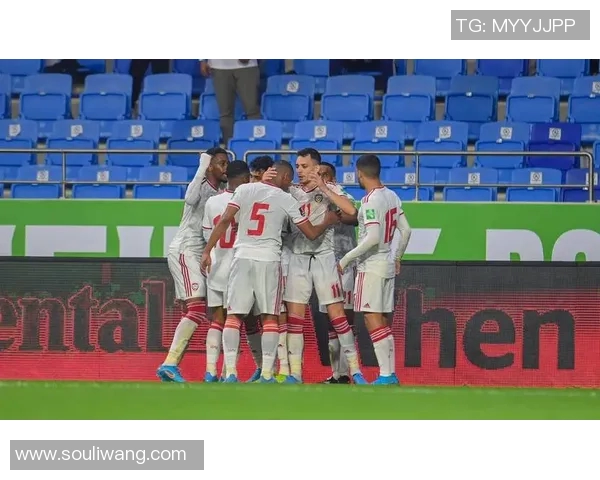 12强赛精彩对决日本队迎战实力不俗的伊拉克队争夺晋级名额