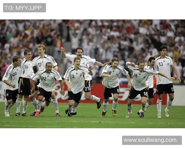 巴特与赫尔辛基的较量揭示欧洲足球新格局的精彩瞬间