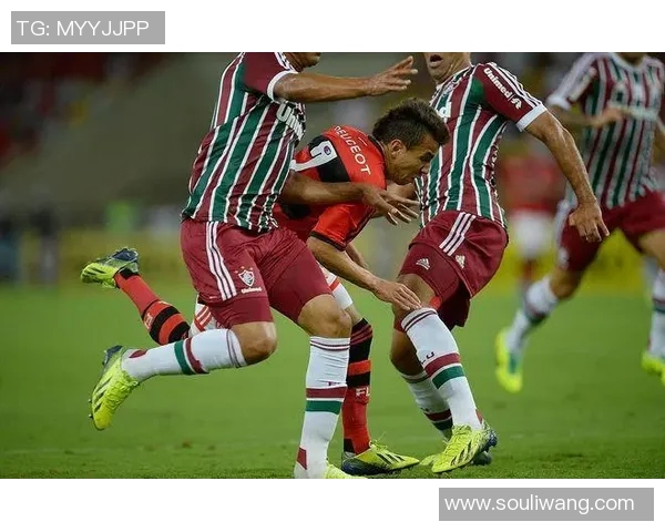 弗拉门戈与圣保罗激战正酣比分揭晓引发热议 弗拉门戈与圣保罗激战正酣比分揭晓引发热议