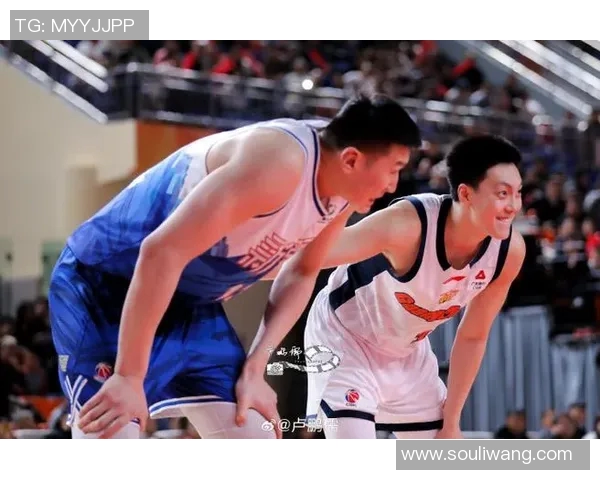 胡明轩的篮球之路：从青涩少年到CBA明星的成长故事与奋斗历程