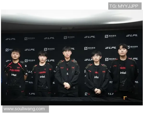 JDG战队的蜕变之路：从CSGO新秀到电竞强者的成长纪实